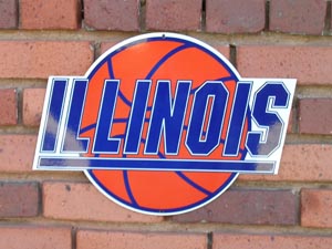 17X10 BASKETBALL WITH IL LOGO 